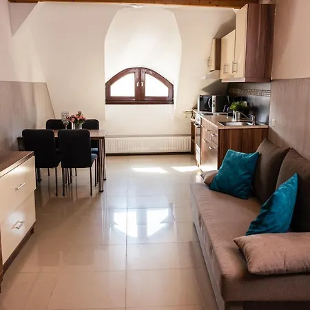 Apartament Belvaros Apartmanhaz