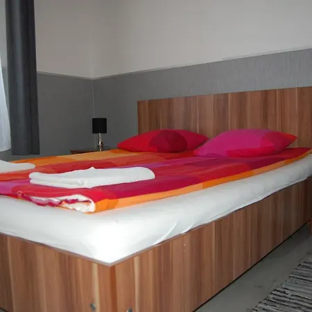 Belvaros Apartmanhaz Apartament