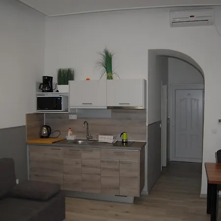 Belvaros Apartmanhaz Apartament