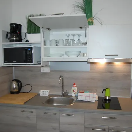 Belvaros Apartmanhaz * Sopron