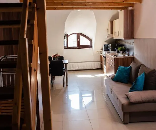 Lägenhet Belvaros Apartmanhaz
