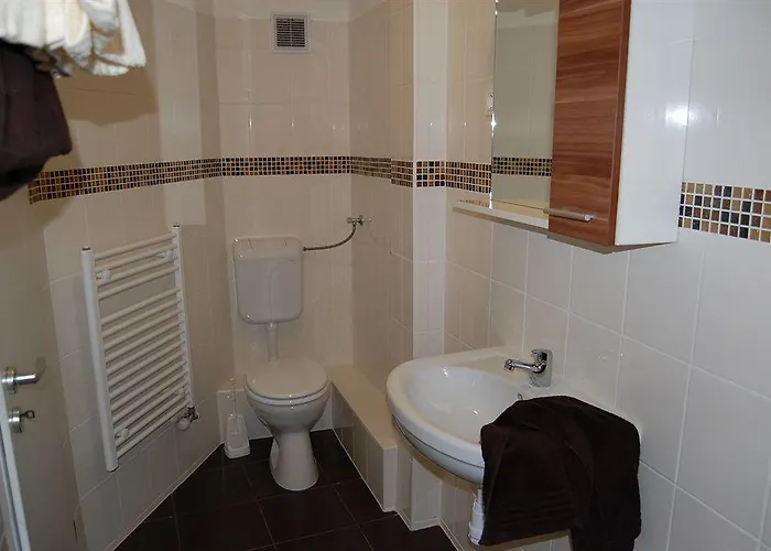 Belvaros Apartmanhaz * Sopron